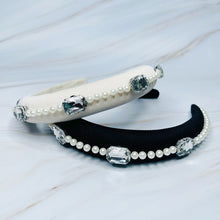 Load image into Gallery viewer, Pearls And Jewels Lined Headband