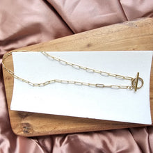 Load image into Gallery viewer, Luxe Gold Paperclip Chain - 18in