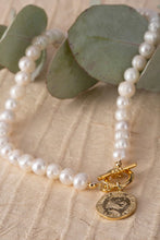 Load image into Gallery viewer, Natural pearl with coin pendant necklace